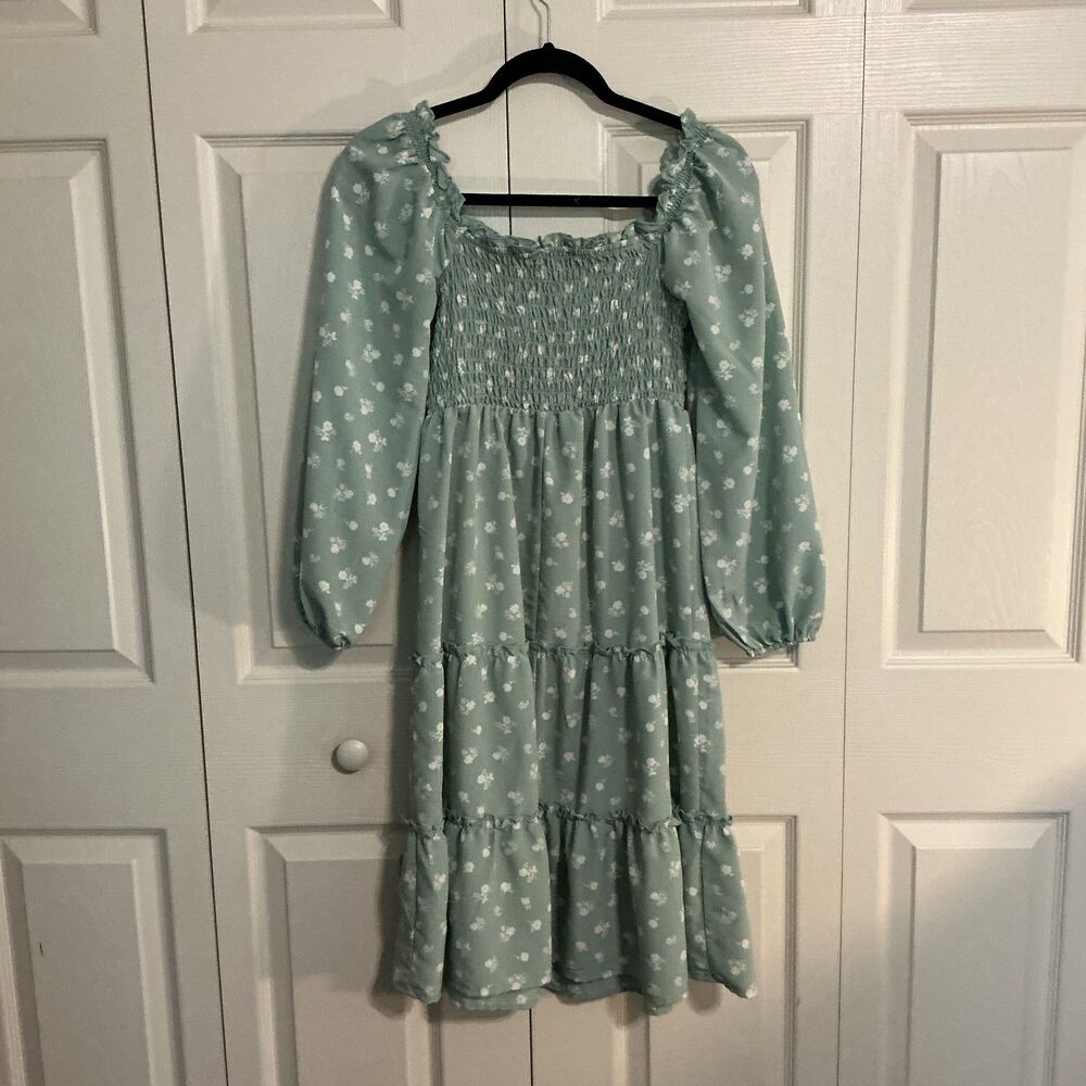 ❤️ As U Wish Women Green floral Dress smocked long sleeve mini Size Small - Picture 2 of 10